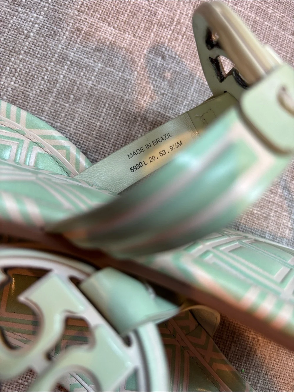New in Box Tory Burch Miller Leather Sandals in New Ivory/ Meadow Mist size 9.5